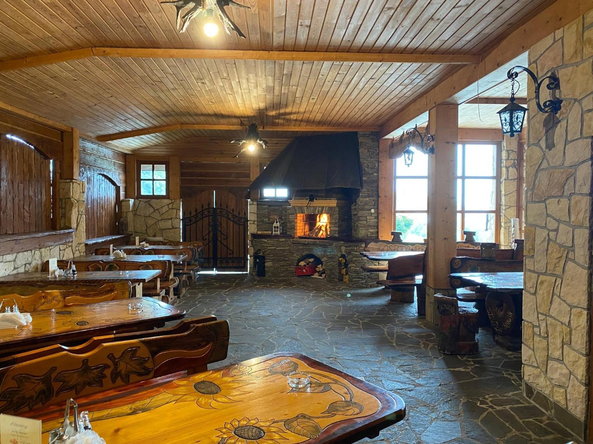 Hotel I Gospoda Pod Kamieniem Ліпниця-Мурована Екстер'єр фото